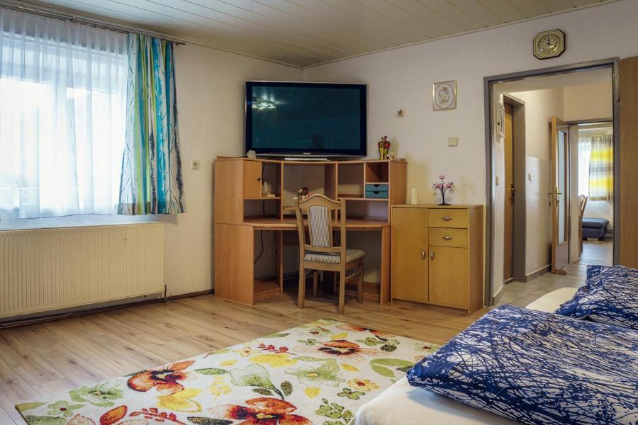 Ferienwohnungen Hubner 1 Am Flattachberg Экстерьер фото