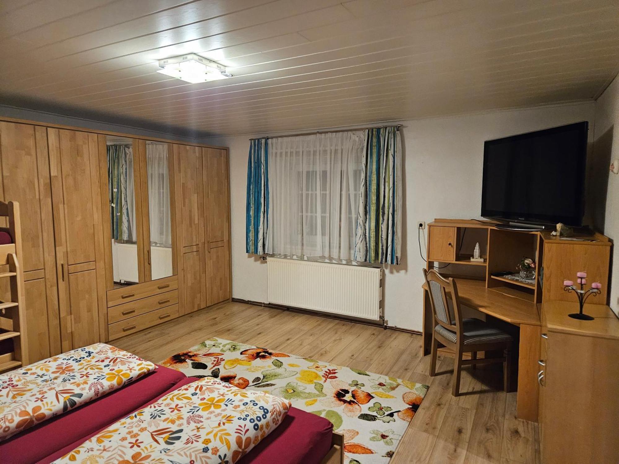 Ferienwohnungen Hubner 1 Am Flattachberg Экстерьер фото